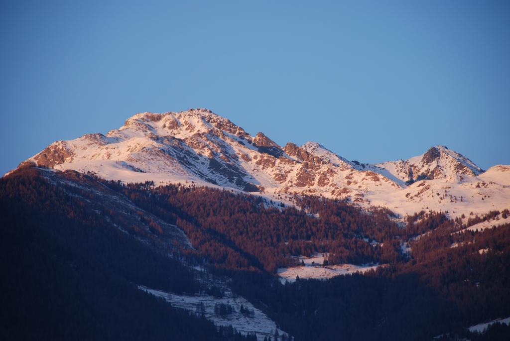 Hotel Campelli Сондрио Екстериор снимка